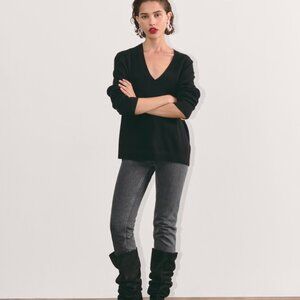 NWT Everlane Grey Cheeky Straight Jean, Size 27